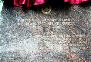 Image description is not available for 2000.367